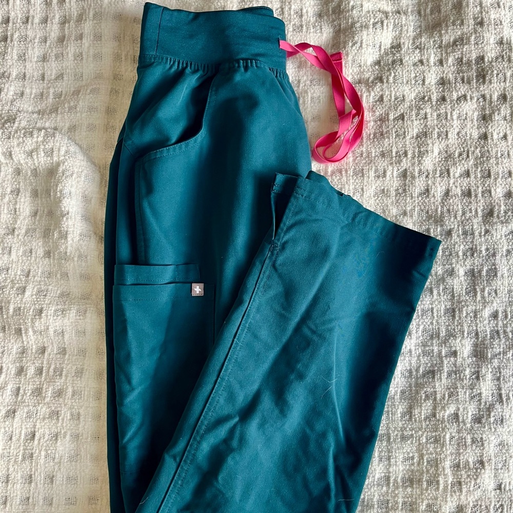 Figs Kade High Waisted Scrub Pants
